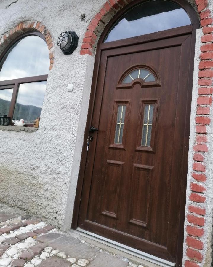 Villa Лилянината Къща Kalofer Exterior foto